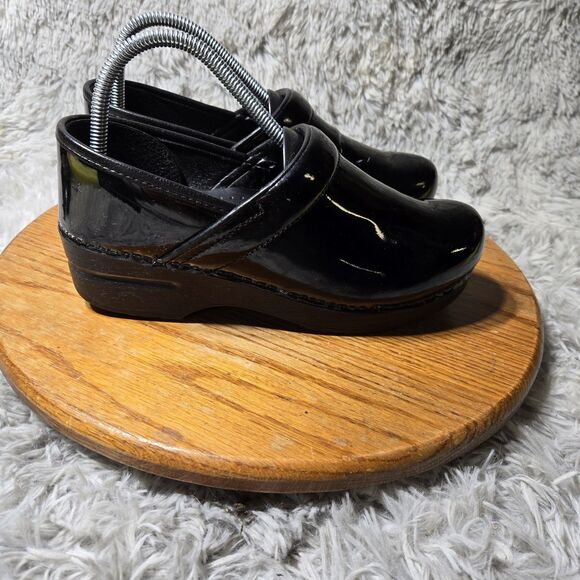 Dansko XP Womens 8/38 Professional Reflective Black Leather Slip-On Heeled Clogs - Picture 10 of 14